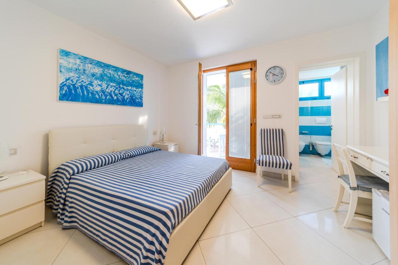 Lo Scalo Bed And Breakfast Marina Di Novaglie Alessano Eksteriør billede