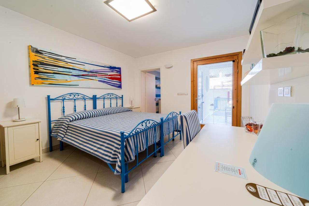 Lo Scalo Bed And Breakfast Marina Di Novaglie Alessano Eksteriør billede